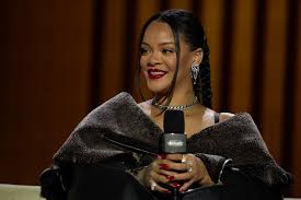 Rihanna Leads Artist 100 List for First Time thanks to Super Bowl Performance Gains