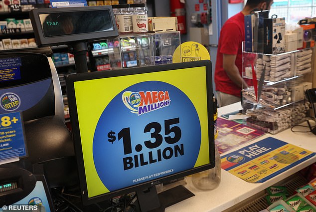 77882129-12757469-In_January_an_unidentified_Maine_man_won_the_second_largest_Mega-a-1_1700146215859