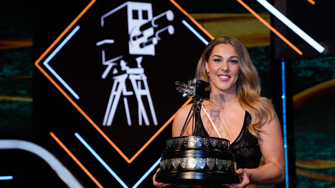 20231219-mary-earps-spoty-1440